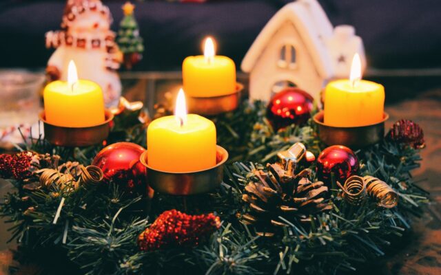 Świece sojowe ręcznie robione: Magia, która rozświetla Twój dom